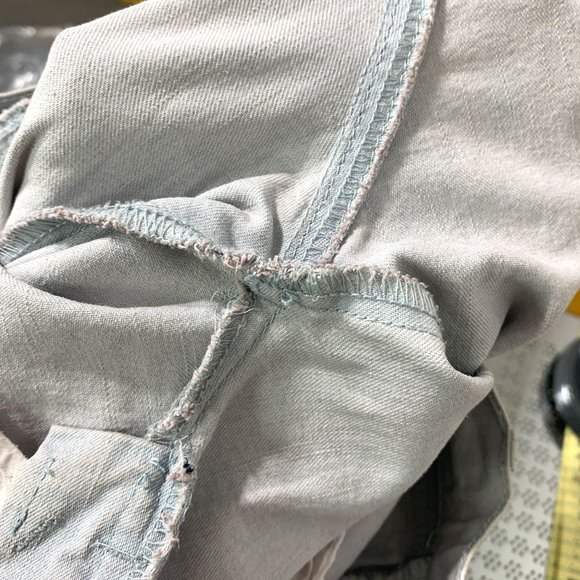 RARE STELLA MCCARTNEY Grey Blue Crop Pant w/ Retro Stitching Pockets Key Ring Sz - Picture 11 of 11